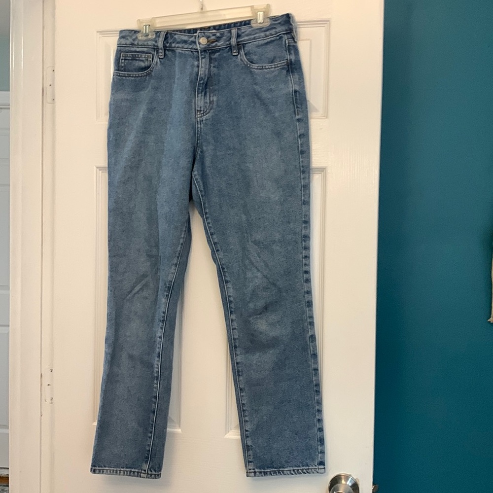 Pacsun Mom Jeans in Size 28 Woman’s - Picture 1 of 2